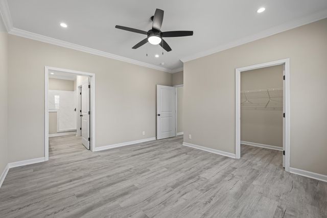 200 Saunders Point RD, Huddleston, VA 24104