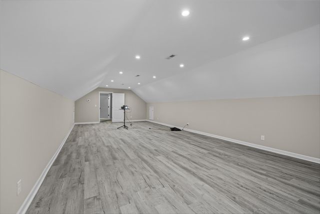 200 Saunders Point RD, Huddleston, VA 24104