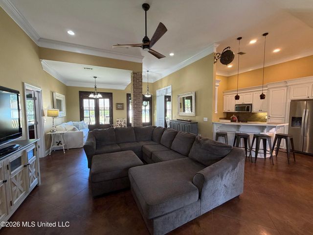 285 Lighthouse Lane, Brandon, MS 39047