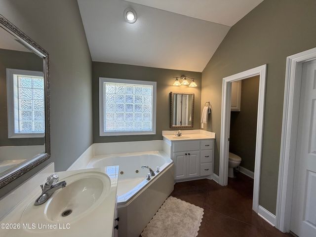 285 Lighthouse Lane, Brandon, MS 39047