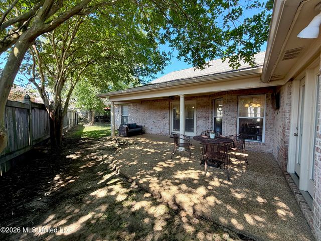 285 Lighthouse Lane, Brandon, MS 39047