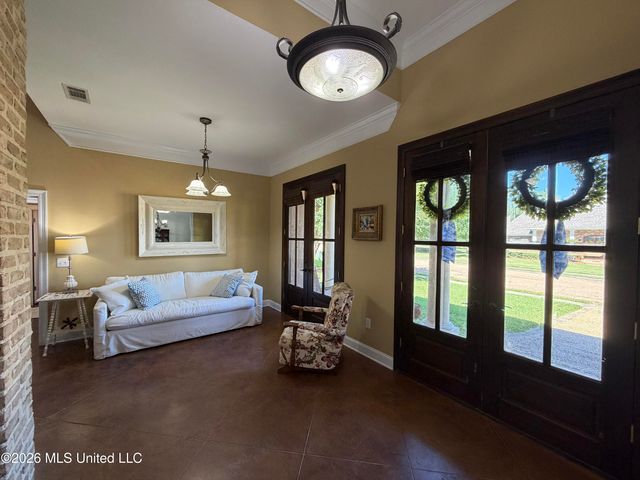 285 Lighthouse Lane, Brandon, MS 39047