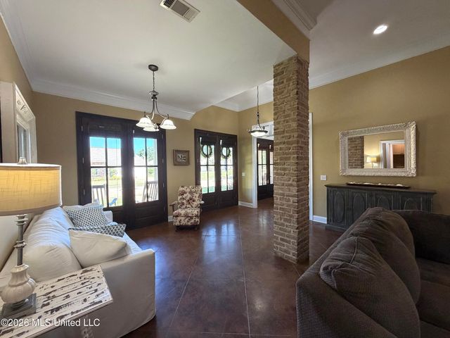 285 Lighthouse Lane, Brandon, MS 39047