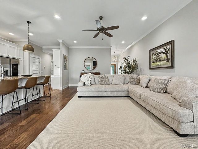 13914 Hemlock Dr., Northport, AL 35475