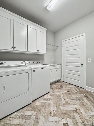 13914 Hemlock Dr., Northport, AL 35475