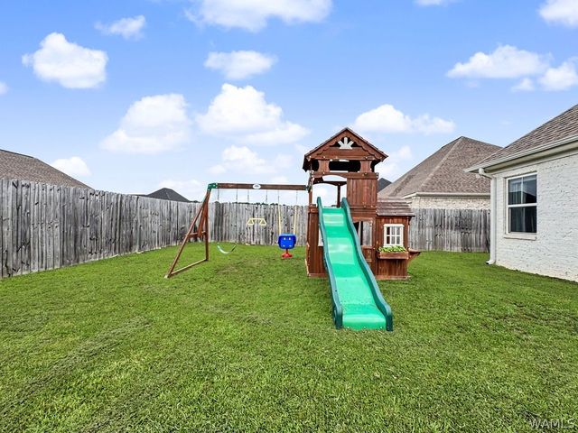 13914 Hemlock Dr., Northport, AL 35475