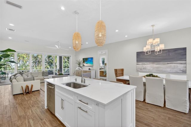 261 SEABREEZE COURT, Boca Grande, FL 33921