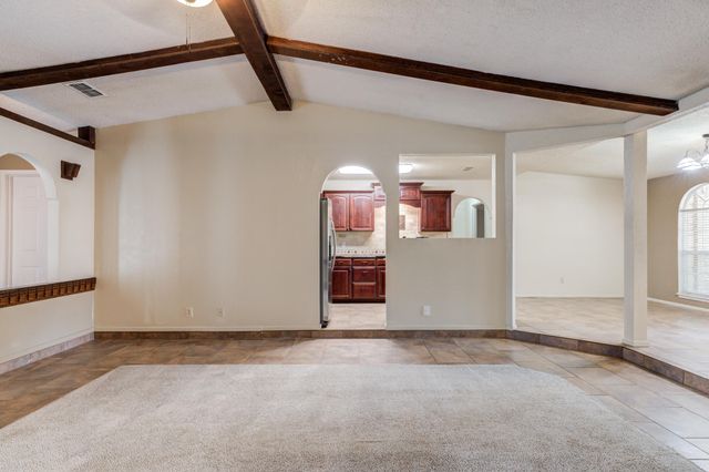 8507 Kenosha Drive, Lubbock, TX 79423