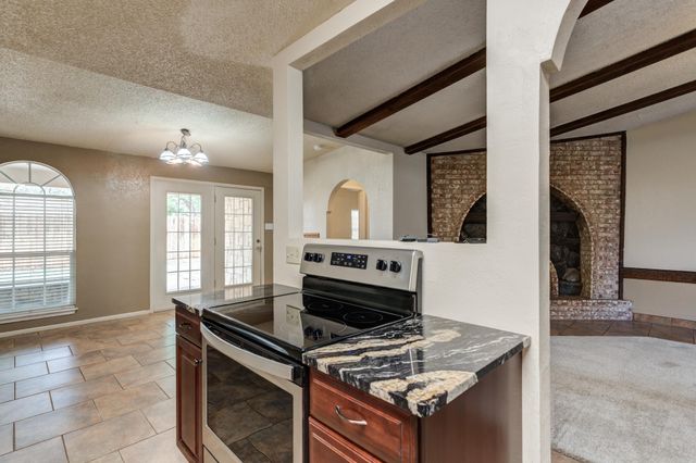 8507 Kenosha Drive, Lubbock, TX 79423