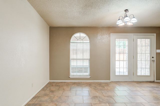 8507 Kenosha Drive, Lubbock, TX 79423