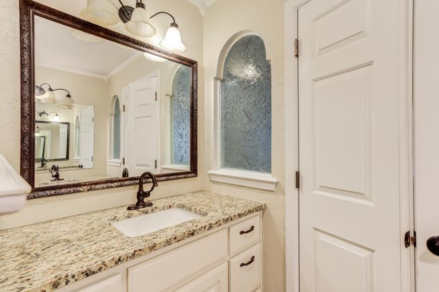8507 Kenosha Drive, Lubbock, TX 79423