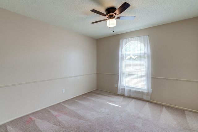 8507 Kenosha Drive, Lubbock, TX 79423