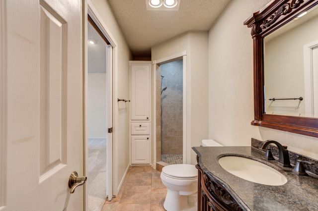 8507 Kenosha Drive, Lubbock, TX 79423