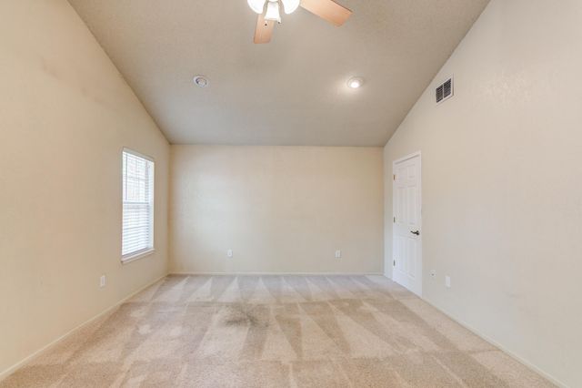 8507 Kenosha Drive, Lubbock, TX 79423