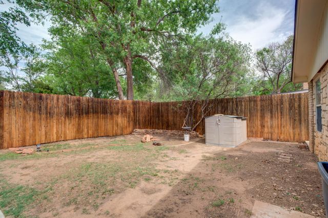 8507 Kenosha Drive, Lubbock, TX 79423