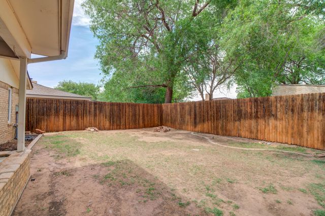 8507 Kenosha Drive, Lubbock, TX 79423