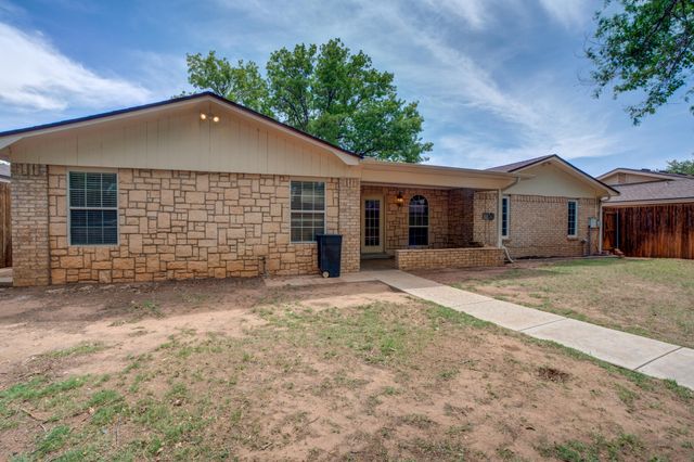 8507 Kenosha Drive, Lubbock, TX 79423