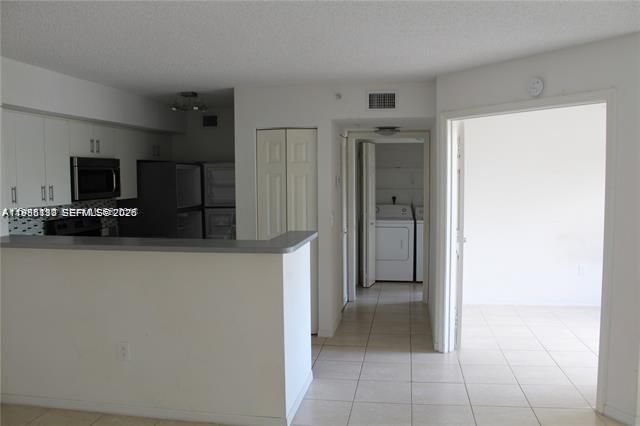 11177 SW 8th St 206, Pembroke Pines, FL 33025