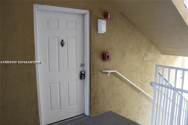 11177 SW 8th St 206, Pembroke Pines, FL 33025