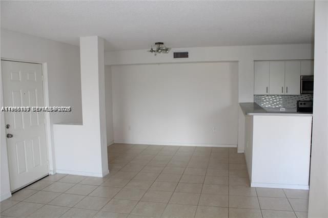 11177 SW 8th St 206, Pembroke Pines, FL 33025