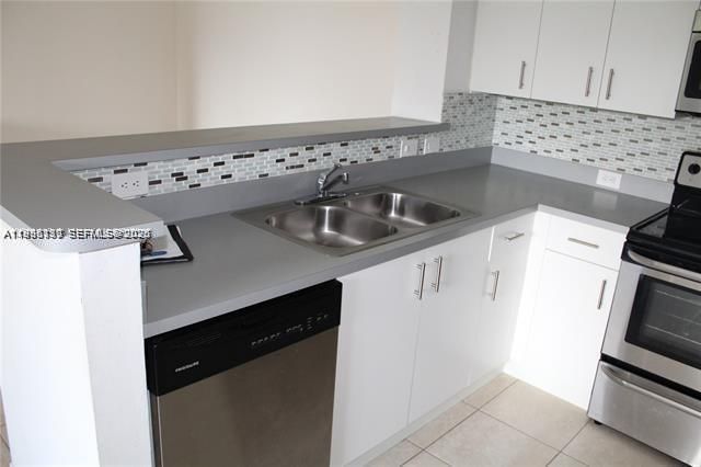 11177 SW 8th St 206, Pembroke Pines, FL 33025