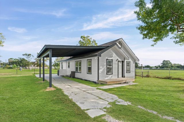 254 Independence Parkway N, Baytown, TX 77520