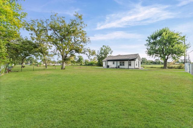 254 Independence Parkway N, Baytown, TX 77520