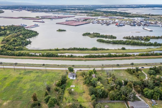 254 Independence Parkway N, Baytown, TX 77520