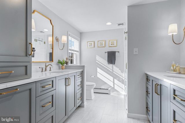 1012 WALTHAM RD, Berwyn, PA 19312