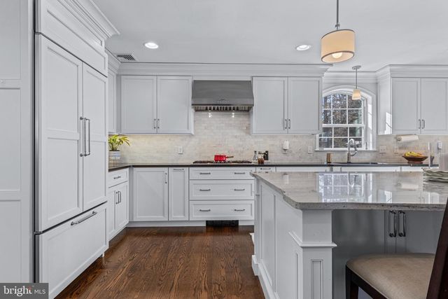 1012 WALTHAM RD, Berwyn, PA 19312