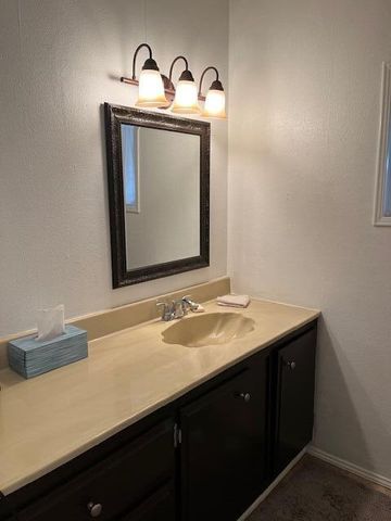 445 Ashwood Drive, Grants Pass, OR 97526