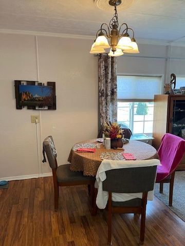 445 Ashwood Drive, Grants Pass, OR 97526