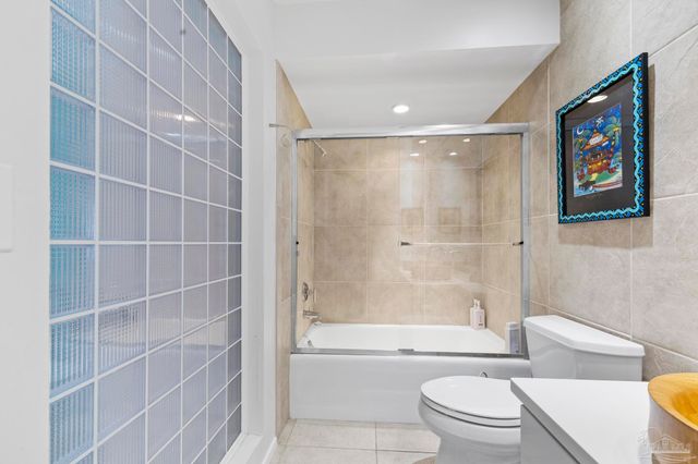 208 Sabine Dr, Pensacola Beach, FL 32561