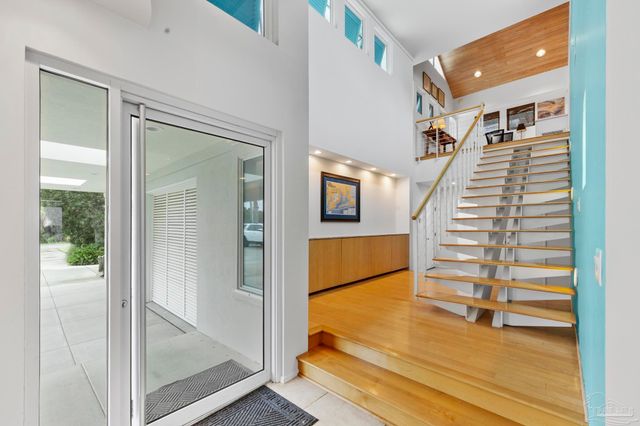 208 Sabine Dr, Pensacola Beach, FL 32561