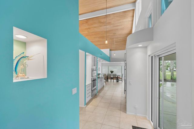 208 Sabine Dr, Pensacola Beach, FL 32561