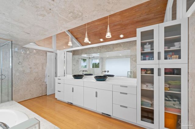 208 Sabine Dr, Pensacola Beach, FL 32561