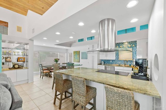 208 Sabine Dr, Pensacola Beach, FL 32561