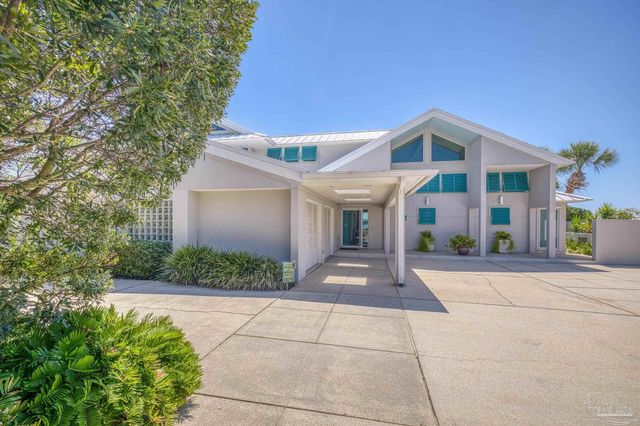 208 Sabine Dr, Pensacola Beach, FL 32561