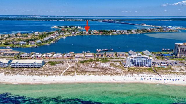 208 Sabine Dr, Pensacola Beach, FL 32561