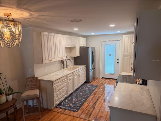 519 NORFOLK STREET, Dunedin, FL 34698