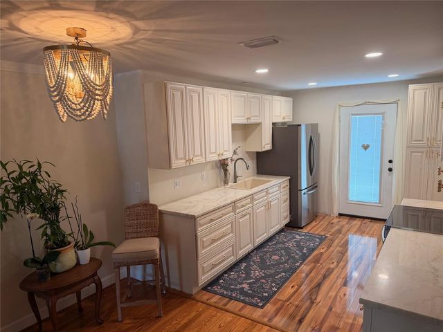 519 NORFOLK STREET, Dunedin, FL 34698