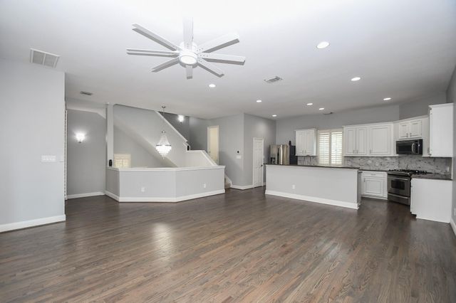 1016 Studer Street, Houston, TX 77007