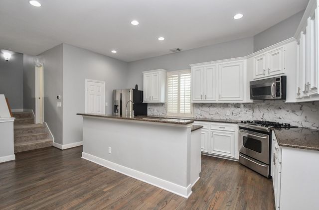 1016 Studer Street, Houston, TX 77007