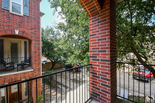 1016 Studer Street, Houston, TX 77007