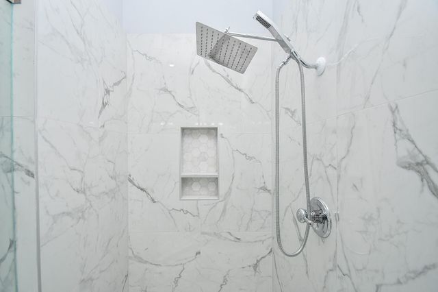 1016 Studer Street, Houston, TX 77007