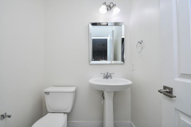 1016 Studer Street, Houston, TX 77007