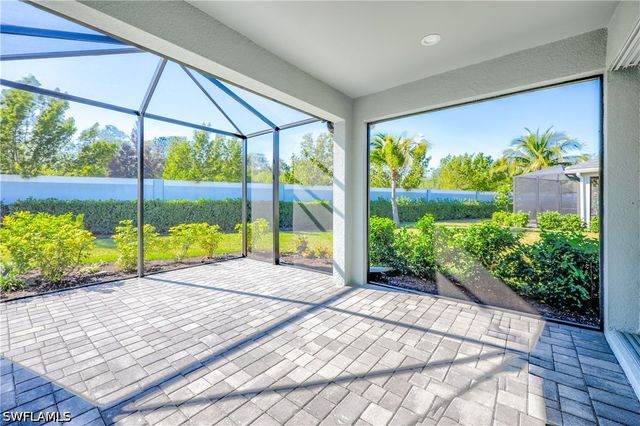 2373 Ariane DR, Naples, FL 34112