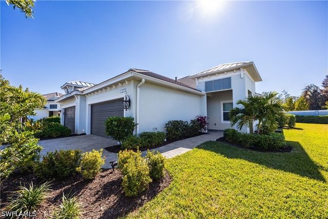 2373 Ariane DR, Naples, FL 34112