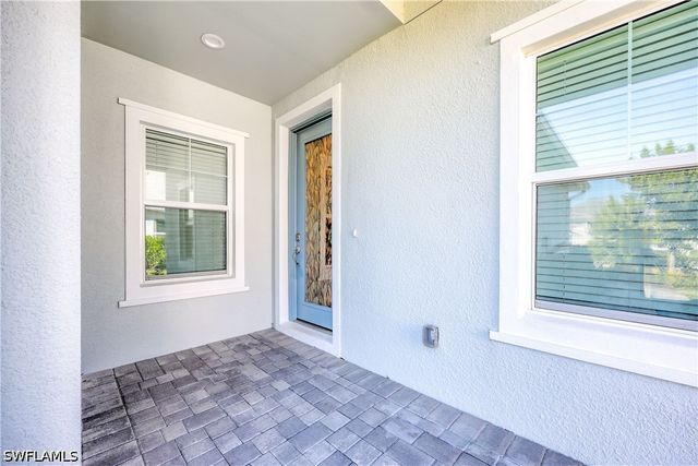 2373 Ariane DR, Naples, FL 34112