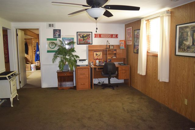 811 Hartford Court, Evansville, IN 47710